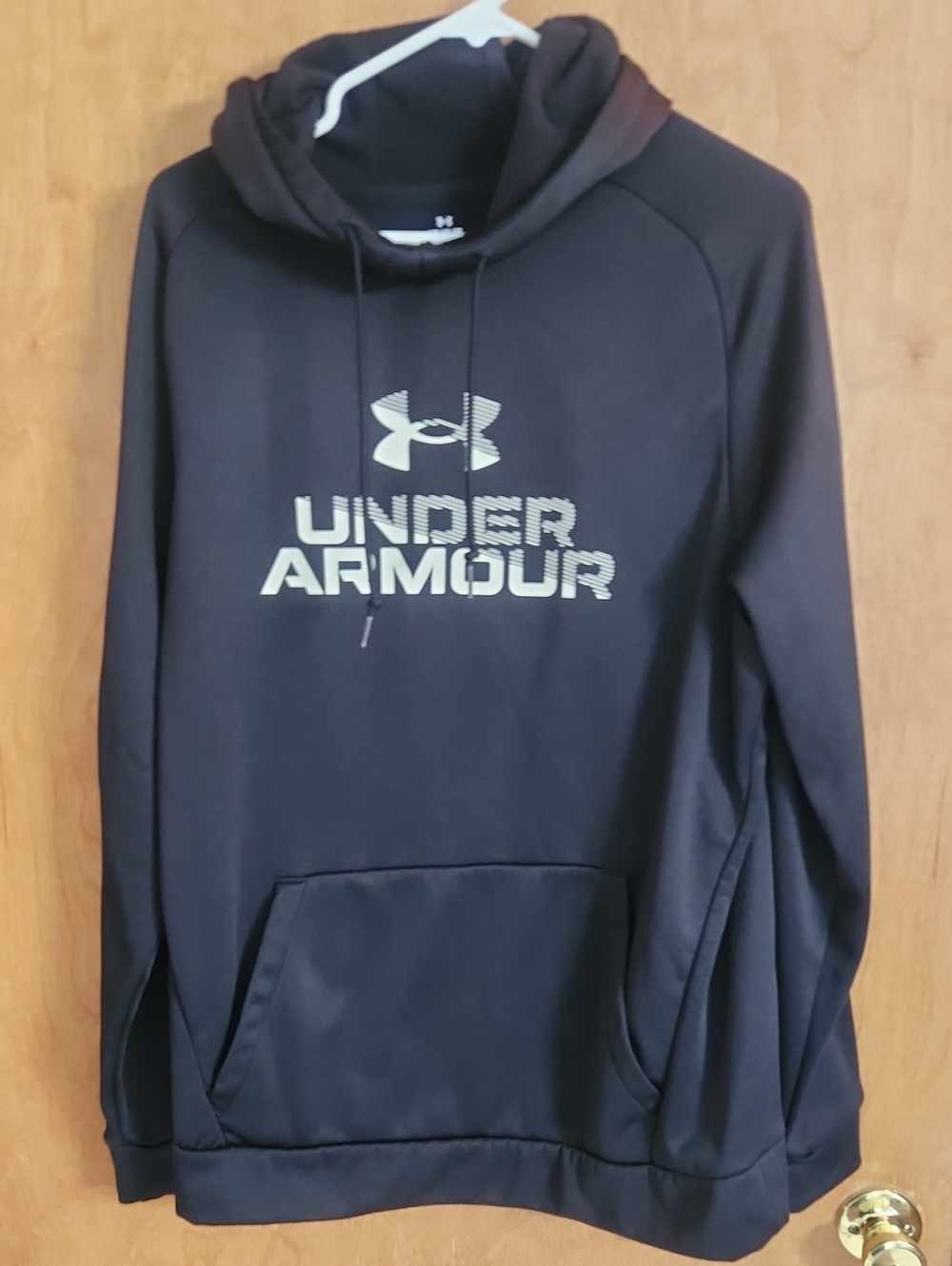 NWOT Mens UA High Neck Sweatshirt. Super Soft